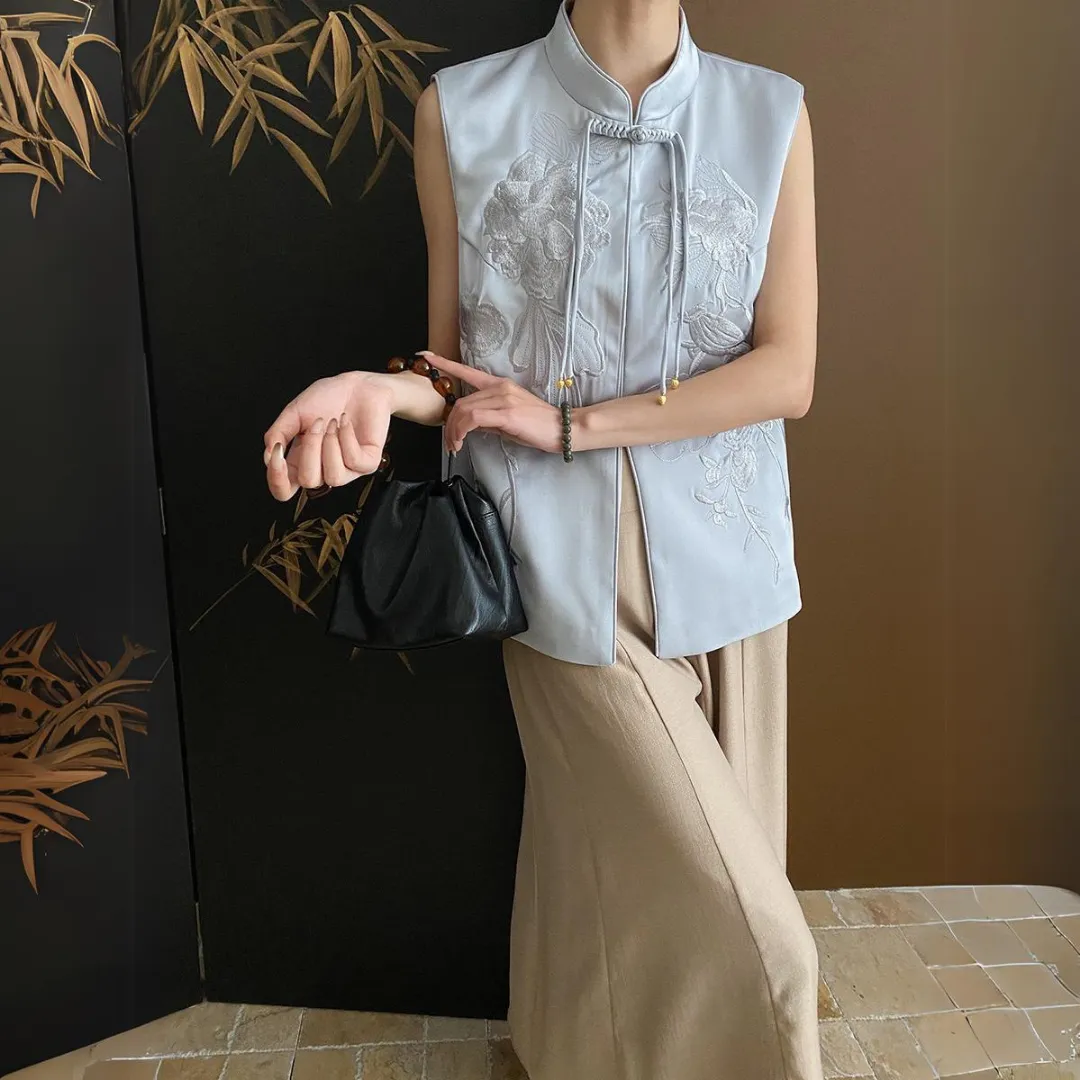 新中式流苏盘扣刺绣背心马甲 New Chinese Style Tassel Button Embroidered Vest