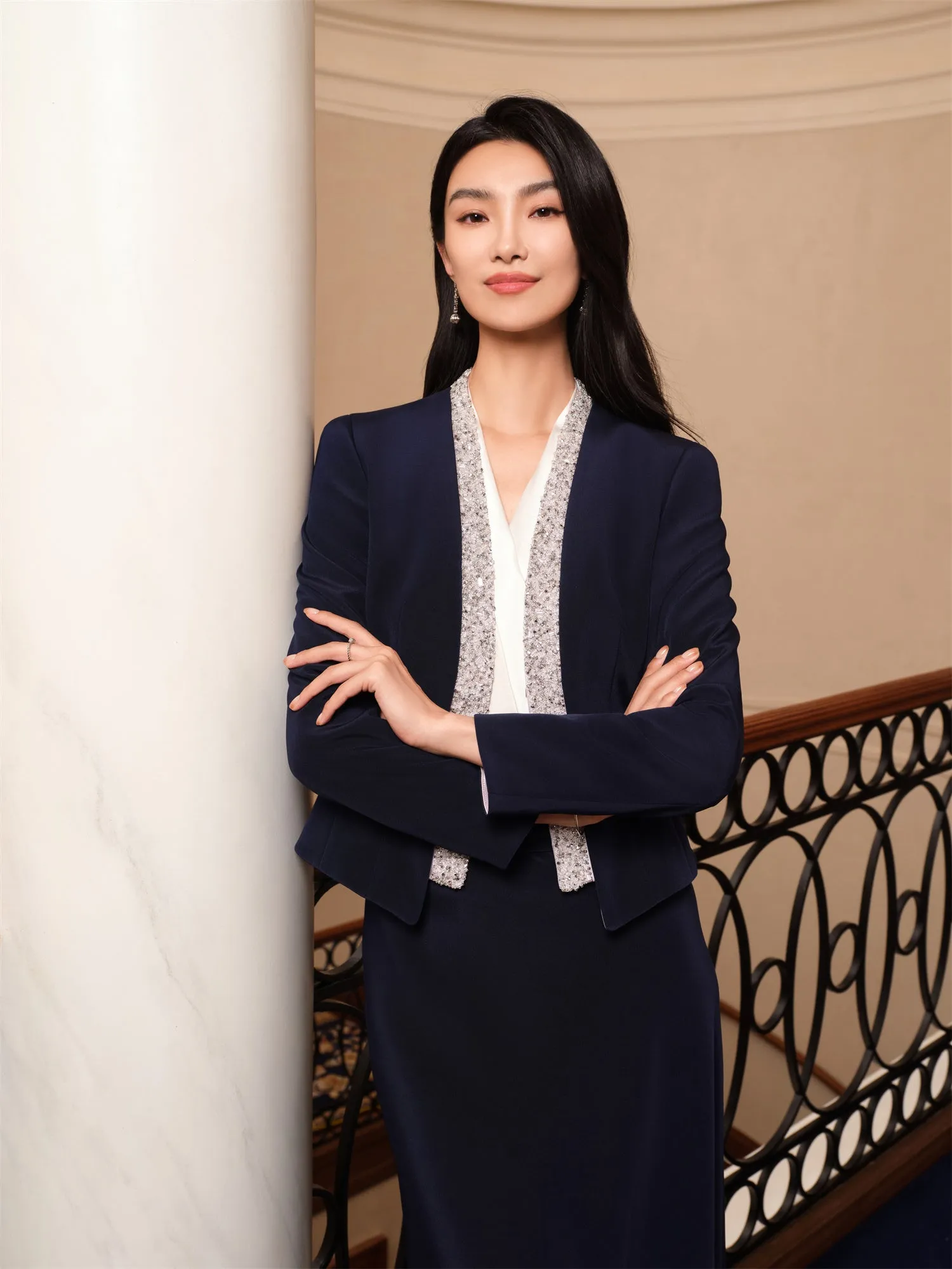 YAYING Heavy Silk Front-Closure Jacket