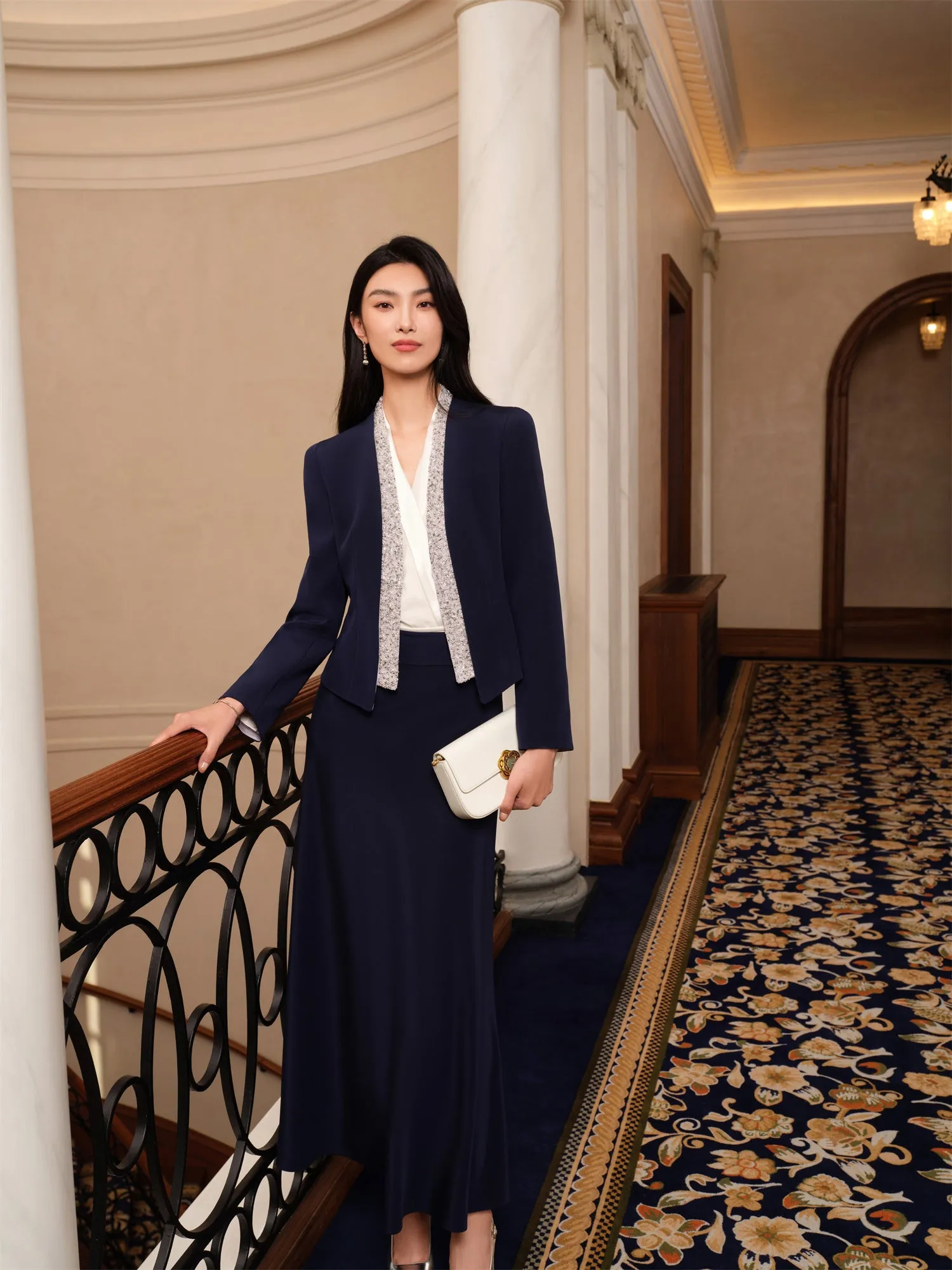 YAYING Heavy Silk Front-Closure Jacket